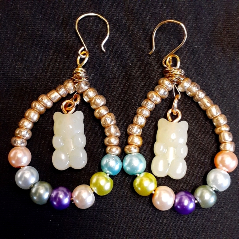 "Beary" cute beaded Earrings by theJewelryChief303